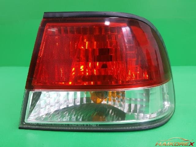 Комбинированный фонарь (задний) правый