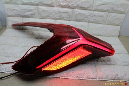Задний фонарь K8 водителя 92401L8000, 92401-L8000 (поврежден)