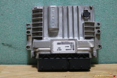 Блок управления двигателем (ECU) Lacetti Cruze 25184305