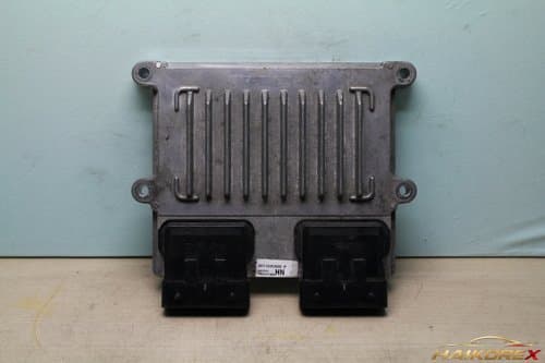 Блок управления двигателем (ECU) Hyundai New Opirus 39110-3C900 P