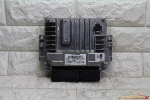 Блок управления двигателем (ЭБУ) Hyundai Grand Starex 39111-4A151