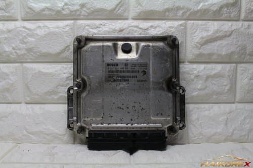 Блок управления двигателем (ЭБУ) Jeep Grand Cherokee P56044679AA WCAAA