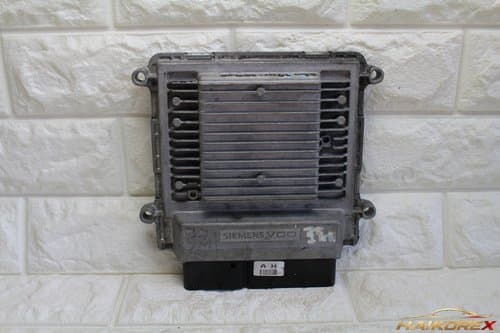 ЭБУ двигателя Hyundai Rohens 39111-25700