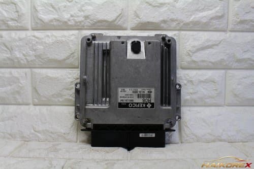 Блок управления двигателя (ECU) Hyundai Pride 39110-2BDA9