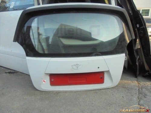 Дверь багажника Chevrolet Spark 2009 года (Фургон) - без спойлера и дворников, B-класс (вмятина)