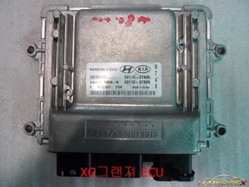 Блок управления двигателем (ЭБУ) Hyundai Grandeur XG 3911037800