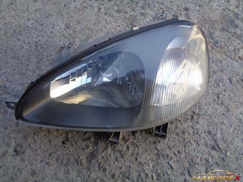 Фара передняя Rezo Light черный безель водительская C-класс (поврежденная)