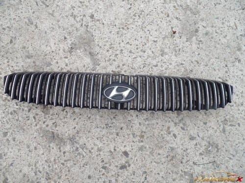 Решетка радиатора Hyundai Sonata EF (8635038030)