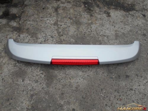 Спойлер двери задка Hyundai Santa Fe CM 872102B000 + лампа HMS