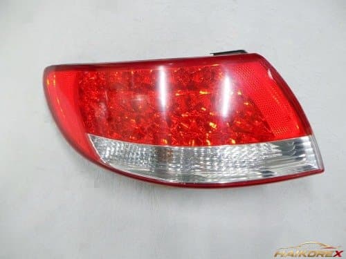 Задний комбинированный фонарь (стоп-сигнал) Hyundai Grandeur TG, водительский側 924013L001