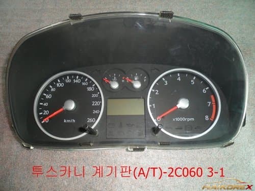 Панель приборов Hyundai Tusсany 940132C040 бензин, автомат