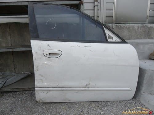 Дверь передняя Daewoo Nubira 2 правая C-класса (коррозия)