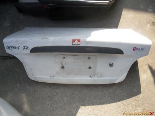 Дверь и крышка багажника Hyundai Accent