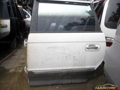 Дверь задняя левая (водительская) с молдингом Chevrolet Trajet XG