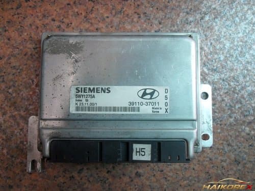 Блок управления двигателем (ECU) Hyundai Grandeur XG 3911037011