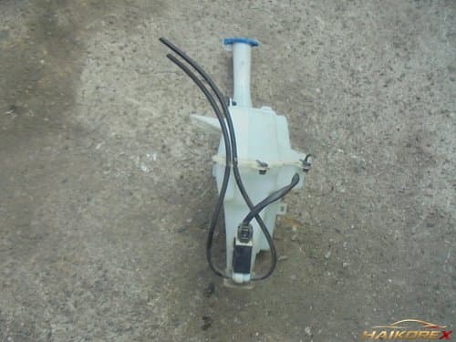 Бачок омывателя и насос Hyundai Veloster 986102V100 11-13