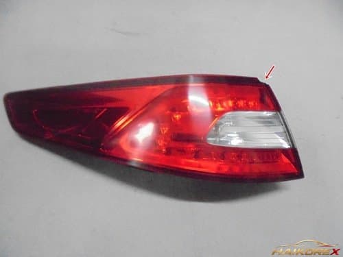Задний фонарь K5 комбинированный LED 5-контактный со стороны водителя 924012T100 старый образец 10-13 C-класс