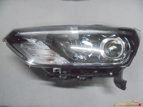 Передняя фара в сборе SsangYong Beautiful Korando Light (8310137100), левая (водительская), класс C (царапины, трещины)