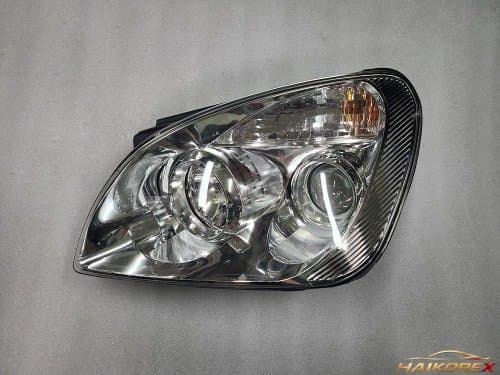Передняя фара левая (водительская сторона) Hyundai New Carens Light 921011D000