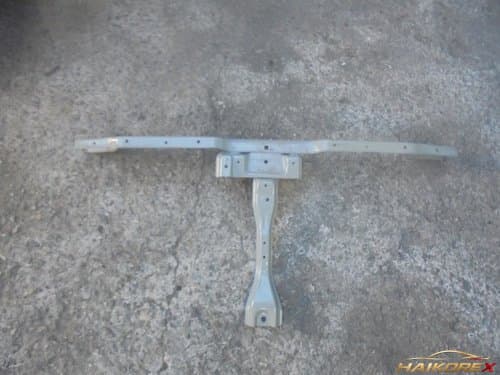 Опора радиатора центральная для Hyundai Sonata EF (8419038000)