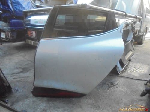 Дверь задняя правая (водительская сторона) Renault Clio