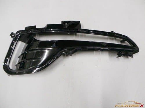 Крышка противотуманной фары бампера Hyundai Grandeur IG, правая сторона (пассажирская) 86562G8100