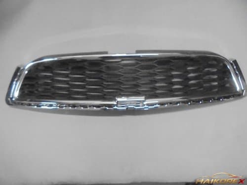 Решётка радиатора Chevrolet Captiva, верхняя решётка 95379261 2013-2015