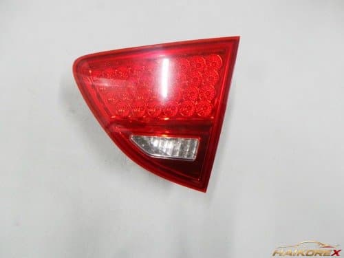 Задний фонарь Veracruz комбинированный LED 4-контакт правый 924063J100 06-15 (трещина)