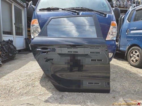 Дверь задняя правая (пассажирская) Kia Carens