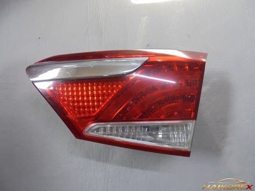 Задний фонарь Hyundai i40 LED комбинированный (люк заднюю дверь) 3-контактный правый 924043Z010 5-дверный (хетчбэк)