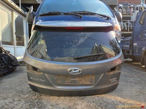 Задняя дверь (люк) Hyundai Santa Fe DM со спойлером