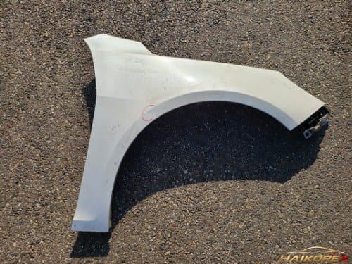 Переднее крыло Chevrolet Malibu, правое (пассажирское) M22803840, класс B (вмятины, царапины)