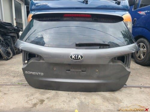 Крышка багажника (люк) Hyundai Santa Fe R с спойлером