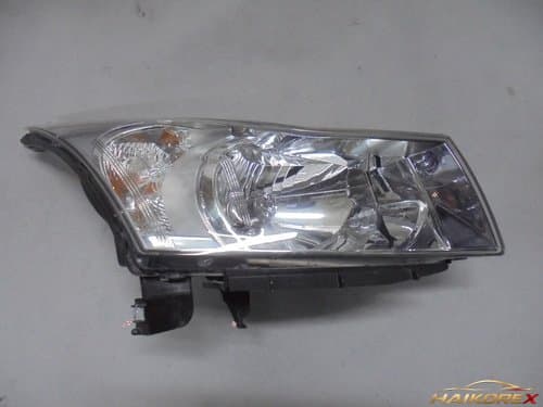Передняя фара правая Chevrolet Cruze Light 96828229 09г. (без хромированного кольца) C-класс