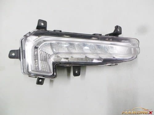 Передний бампер с дневными ходовыми огнями (DRL), пассажирская сторона Chevrolet Malibu (All New)