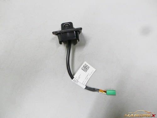 Камера заднего вида Chevrolet Cruze зеленая 7-пин 39081683