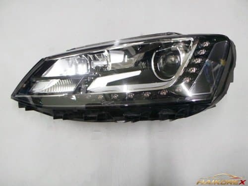 Фара передняя Volkswagen Jetta 6 поколение HID/LED 10-контактная левая (водительская) 5C7941751E/0111920100088756
