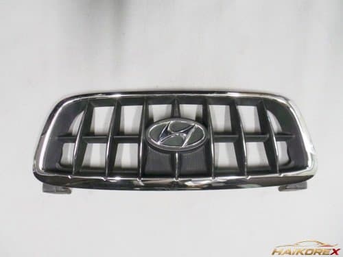Решетка радиатора Hyundai Elantra XD 863512D100