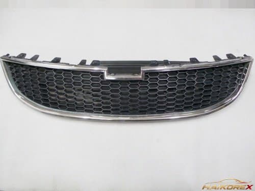 Решётка радиатора Chevrolet Orlando (нижняя) 95032032 95032033 95032043, B класс, б/у