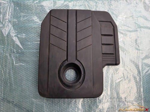 Крышка двигателя Korando Sports 6710100214