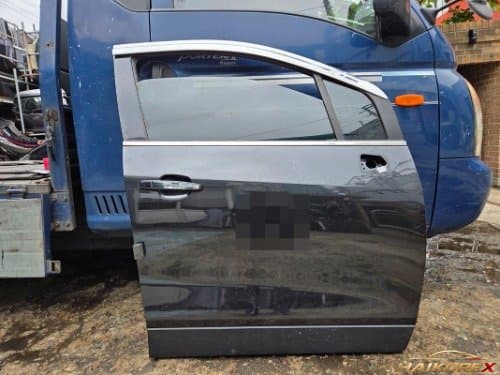 Дверь передняя правая (дверь пассажира) Chevrolet Trax