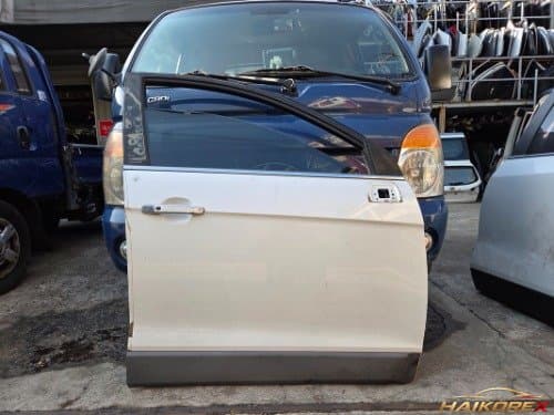 Дверь передняя правая Chevrolet Captiva белая