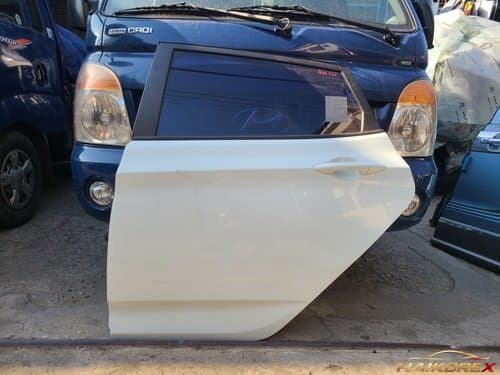 Дверь задняя левая (водителя) Hyundai Accent (RB) хэтчбек 5-дверный