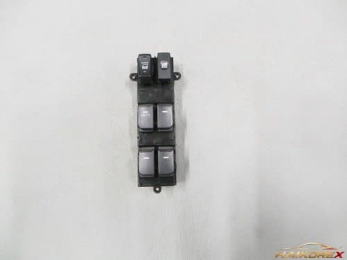 Переключатель двери и главный переключатель электростеклоподъемника Kia Soul 935702K010