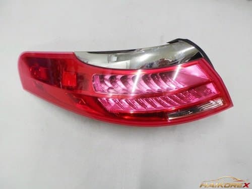 Задний комбинированный фонарь (тейл-лэмп) левый для Renault SM7 Nova (L47) 265559778R