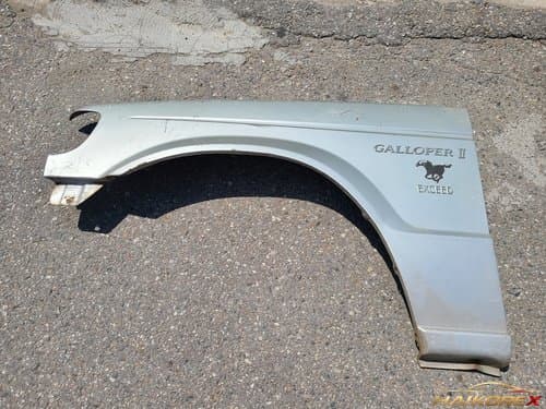 Переднее крыло Galloper 2, водительская сторона (без сигнала, без гарнира)