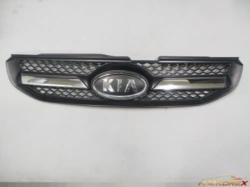 Решетка радиатора Sportage 863501F500 новая 08-10