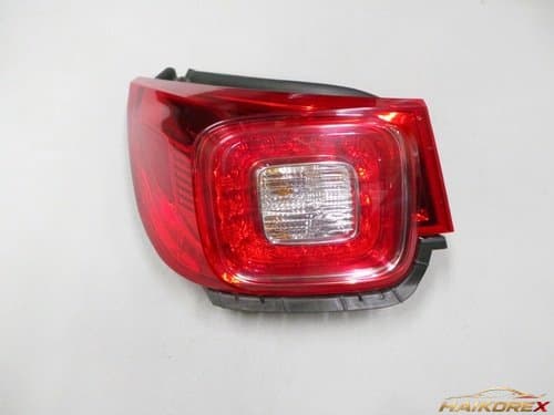 Задний фонарь в сборе LED комбинированный левый (водительский) Malibu 23294314