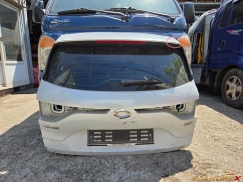 Задняя дверь (хэтчбек) Renault QM6 со спойлером, класс B (вмятины)