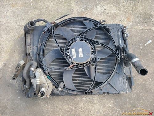 Радиатор и конденсатор BMW 3 (E90) 320